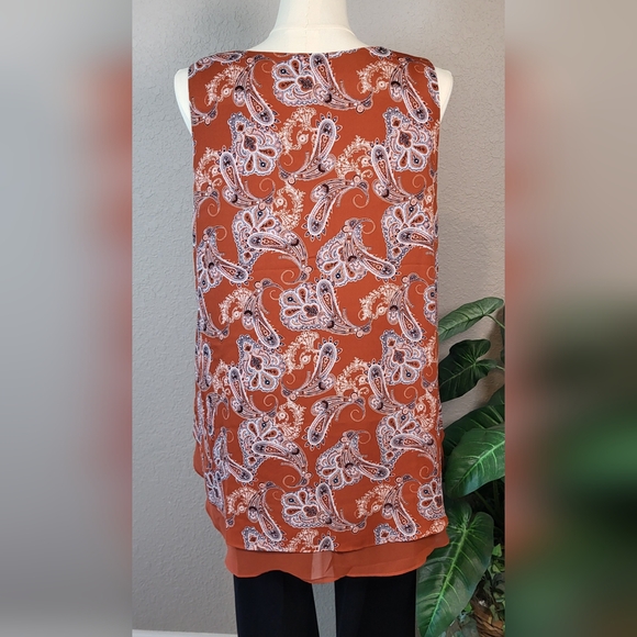 CATO Burnt Pumpkin Paisley Sleeveless Blouse - Plus Size 18/20W or Size 2X - Picture 3 of 7